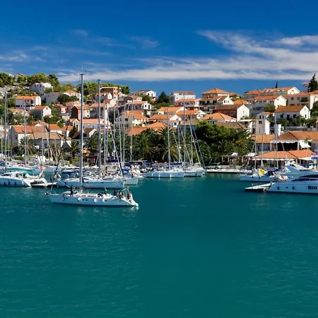Lejlighed In Slatine With Terrace, Air Conditioning, Wi-fi 4783-2 -3 Trogir