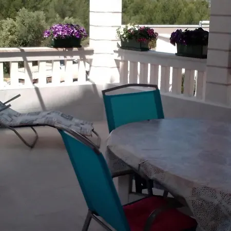 Lejlighed In Slatine With Terrace, Air Conditioning, Wi-fi 4783-2 -3 Trogir