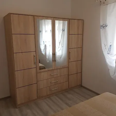 In Slatine With Terrace, Air Conditioning, Wi-fi 4783-2 -3 Trogir